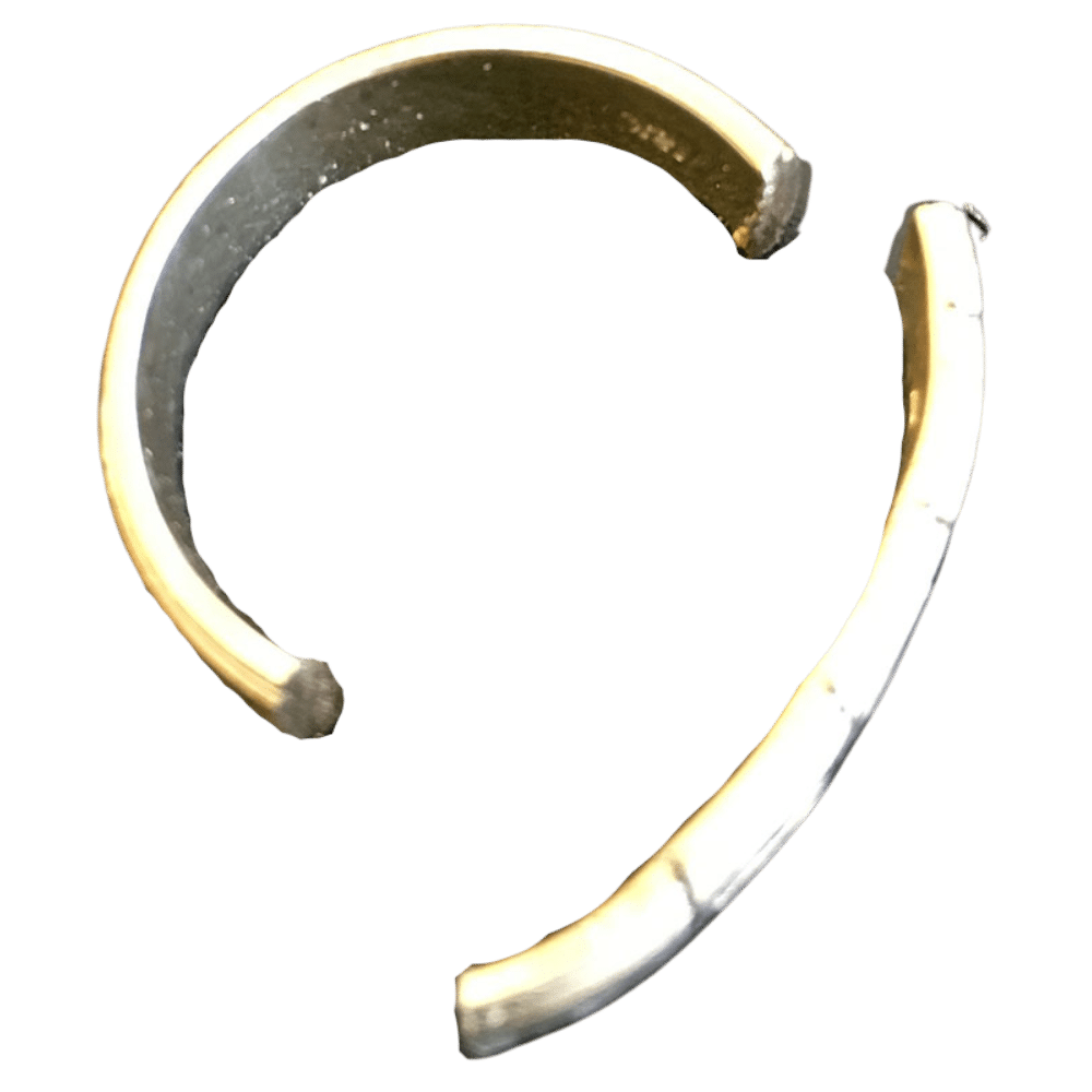 14k gold ring in half